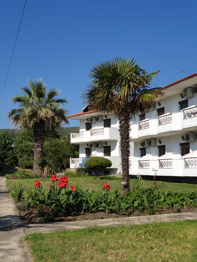Hotel Ermioni Kalamítsion Exteriör bild